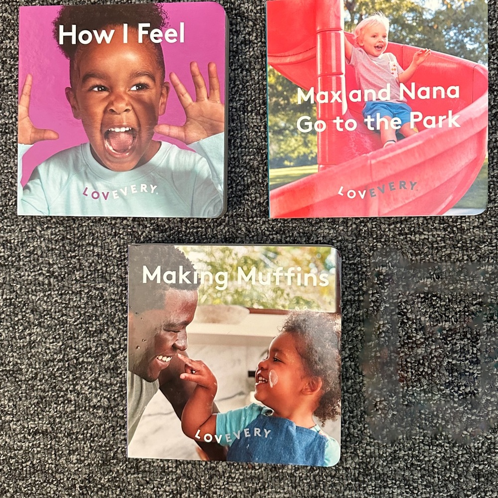 NEW Lovevery book bundle